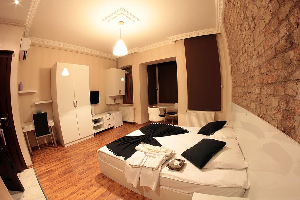 Fullhouse Residence — Fotoğraflar 1